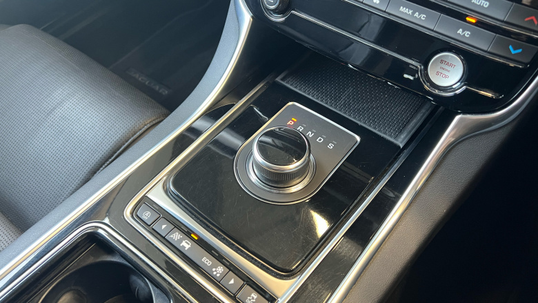 Jaguar XF 2.0d [180] R-Sport 5dr Auto AWD Diesel Estate